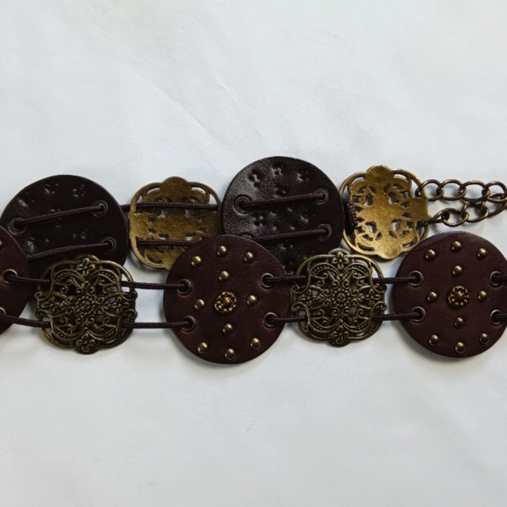 ML Women's Belt. - Picture 6 of 10